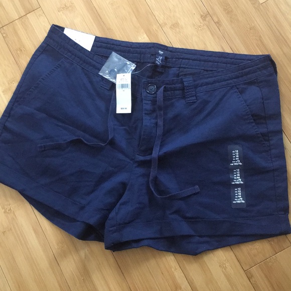 GAP Pants - Gap shorts